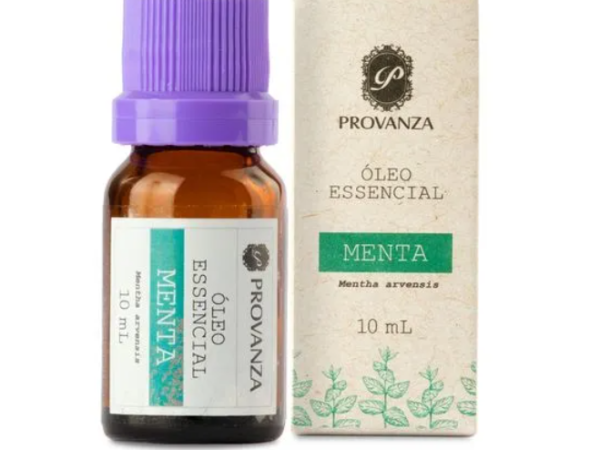 Você conhece todas as formas de usar oleos essenciais para realçar sua beleza?